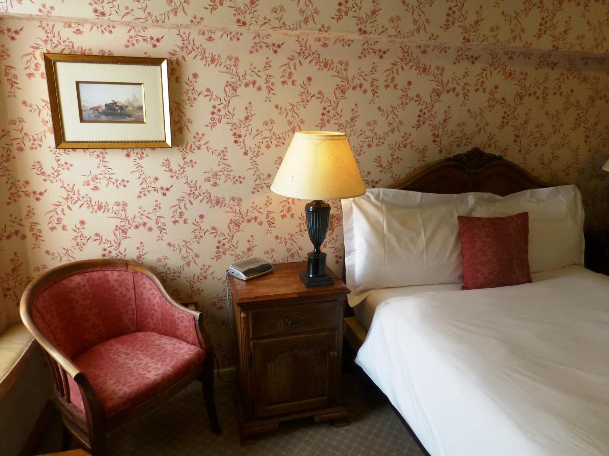 The Bear Hotel Девизес Стая снимка
