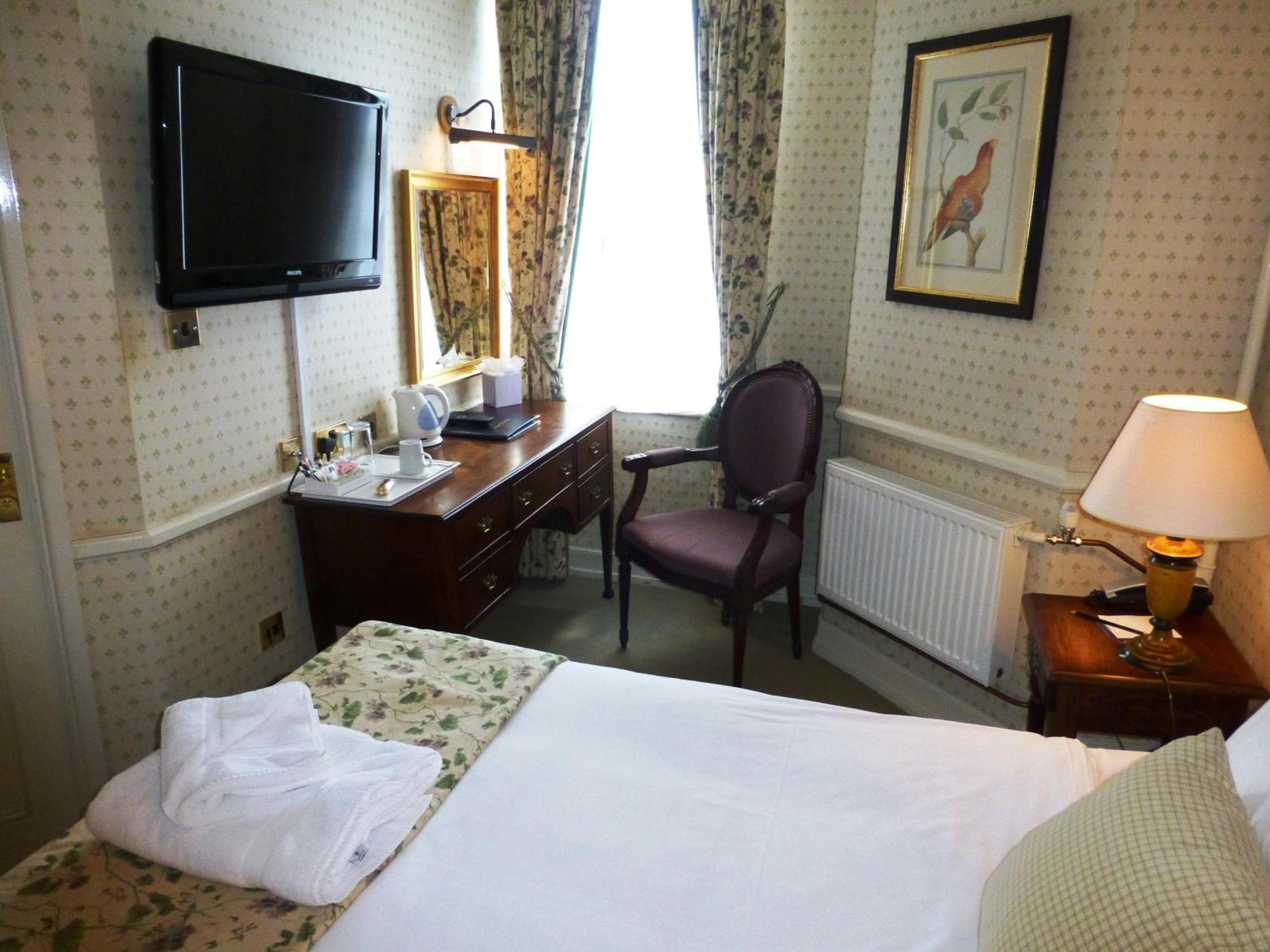 The Bear Hotel Девизес Стая снимка