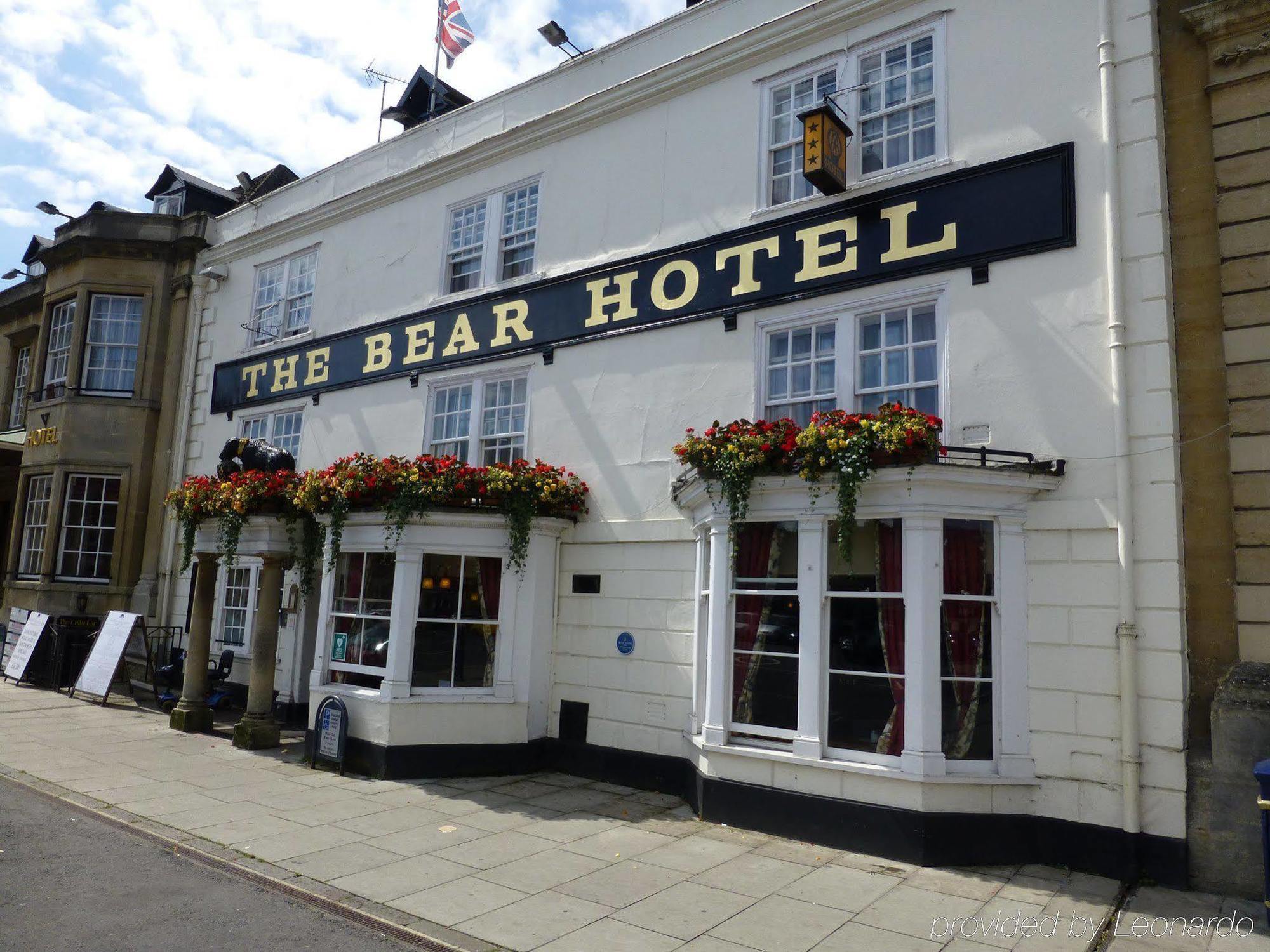 The Bear Hotel Девизес Екстериор снимка